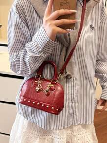 Simple Solid Color Niche Design Dice Chain Pendant Decorative Handbag, Exquisite Small Portable Practical Daily Versatile Lipstick Bag, Rivet Decoration Sweet Cool Hot Girl Adjustable Shoulder Strap Crossbody Bag, Suitable For Dating Shopping Outing Storage Mobile Phone Lipstick Change