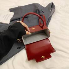 New Autumn And Winter Solid Color Handbag Niche Design Fashionable Letter Versatile Crossbody Bag Classic Atmospheric Adjustable Shoulder Strap Shoulder Bag Suitable For Dating, Going Out Shopping And Commuting. - Burgundy - View 11