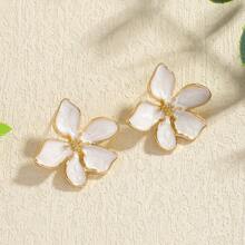 8 Pieces Set Fashion Small White Flower Flower Stud Earrings Drop Oil Metal White Flower Stud Earrings For Women Daily Summer Holiday Party Wear