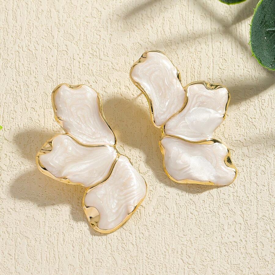8 Pieces Set Fashion Small White Flower Flower Stud Earrings Drop Oil Metal White Flower Stud Earrings For Women Daily Summer Holiday Party Wear