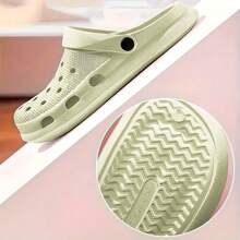1 Par de Zuecos EVA 123 para Mujer, Huaraches de Goma en Blanco, Verde y Rosa, Sandalias Antideslizantes con Estilo Zuecos Ventilados para Playa, Baño y Uso Diario. Sandalias de Descanso Elegantes para Dama, Ideales para Verano, con Suela Gruesa para Mayor Comodidad, Ligeras y Transpirables, Resistentes al Agua, Versátiles para Interiores y Exteriores. Zapatillas de Moda con Estilo Moderno, Fáciles de Limpiar, Cómodas para Otoño, Sandalias de Mujer Elegantes para un Look Casual y Funcional - Verde - Ver 4