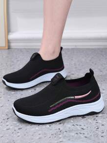 Women's Spring/Summer Breathable Mesh Casual Athletic Sneakers, Non-Slip Soft Sole Slip-On Comfy Loafers, Round Toe Relaxed Casual Shoes, Elastic Vamp, Daily Walking - Black - View 3