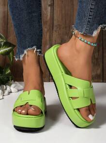 Sandalias con suela gruesa para mujer, Nuevas para el verano de 2025, Estilo casual y cómodo europeo y americano con puntera redonda, Tiras verdes frescas para uso en exteriores y playa