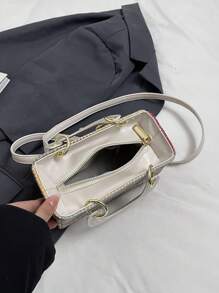 Nuevo bolso transversal de hombro versátil de paja tejida de moda, bolso cuadrado pequeño y elegante para playa y resort