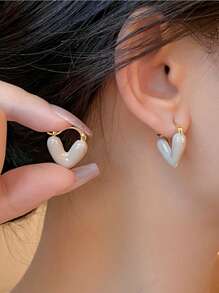 1 Pair Fashionable, Elegant And Casual Simple Heart Shaped Earring - Coffee Brown - View 2