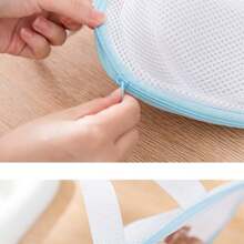 1pc Mesh Bra Wash Bag - Machine Washable, Anti-Deformation Bra And Lingerie Storage Bag With Zipper Closure, Travel & Household Storage Laundry Bag