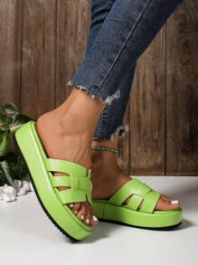 Sandalias con suela gruesa para mujer, Nuevas para el verano de 2025, Estilo casual y cómodo europeo y americano con puntera redonda, Tiras verdes frescas para uso en exteriores y playa