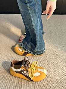 2025 春季新款糖果色软底圆头女士休闲运动鞋，透气硫化鞋，时尚时尚，厚底