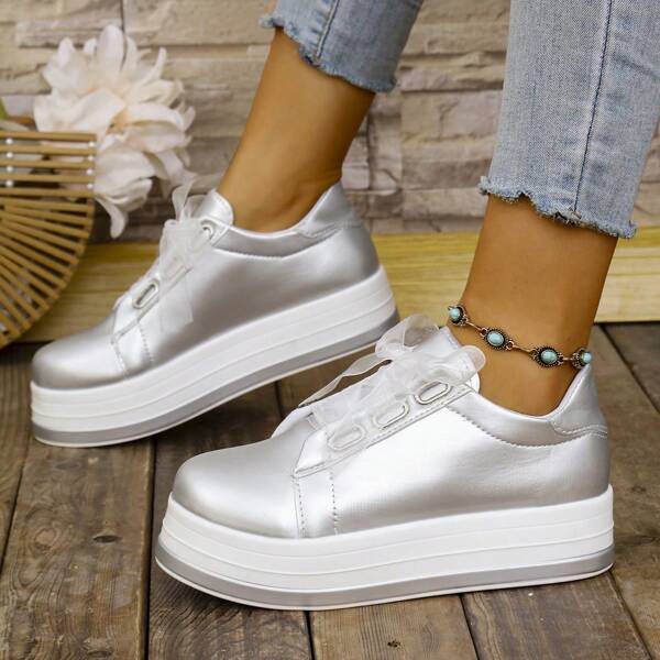 أحذية رياضية كاجوال للسيدات مع كعب سميك وأربطة ، موضة وشاملة