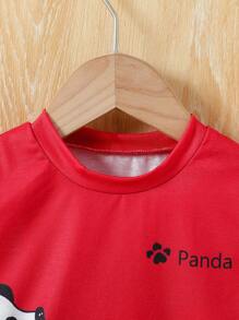 Set de 2 piezas de parte superior sin mangas con cuello redondo con estampado de panda lindo y pantalones cortos de unicolor para niños pequeños, adecuado para salidas diarias en verano - Rojo - View 3