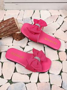 1 双夏季儿童防滑拖鞋时尚舒适柔软简约白色平底3-12岁女童凉鞋拖鞋适合室内外日常度假休闲沙滩鞋装饰大蝴蝶结，吊带中间镶嵌水钻蝴蝶结设计拖鞋 - 玫紅色 - 查看 4