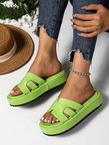 Sandalias con suela gruesa para mujer, Nuevas para el verano de 2025, Estilo casual y cómodo europeo y americano con puntera redonda, Tiras verdes frescas para uso en exteriores y playa