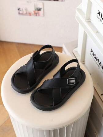 Sommarsandaler för barn, bruna för pojkar, vita för småbarnspojkar, klassisk minimalistisk stil