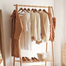 Blauesmeer Wooden Coat Hangers 32 Pieces Wooden Coat Hangers Walnut Wooden Hangers Walnut Wooden Coat Hangers Wooden Coat Hangers Stable Coat Hangers Rotatable 44.5cm Wide, With Notch, Rose Gold Hook - 胡桃色 (32Pack) - 查看 3