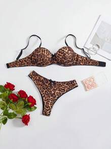 情趣内衣时尚豹纹印花薄款情趣内衣套装神秘性感点燃激情之夜释放迷人魅力