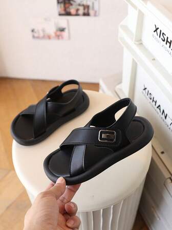 Sommarsandaler för barn, bruna för pojkar, vita för småbarnspojkar, klassisk minimalistisk stil