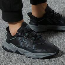 Adidas Originals Women's OZWEEGO Casual Sports Shoes, Chunky Sneakers, Couple Shoes