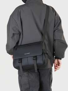 Nieuwe lente/zomer effen kleur met letterlogo, PU, eenvoudige schoudertas voor heren, modieuze casual crossbody-messengertas, krasbestendig, waterdicht, grote capaciteit, meerdere zakken, kan telefoon, tablet, opvouwbare paraplu, boeken, briefpapier, verstelbare riem, koerierstas, meerdere kleuren beschikbaar, geschikt voor buitenactiviteiten, reizen, fietsen, motorrijden, wandelen, zakelijk woon-werkverkeer, studenten, herenaccessoires, cadeau voor echtgenoot, vader, schoolbenodigdheden