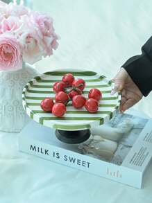 1pc Black & White Striped Ceramic Tray, Elegant Minimalist Vertical Striped Pedestal Dish, Storage Platter, Nut Dish, Cake Stand, Serving Platter, Suitable For Home, Party, Tea Gathering, Leisure, Commercial Decor, Gift