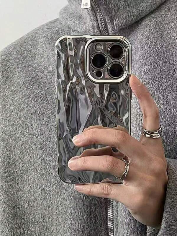 غطاء هاتف 3D من رقائق الألومنيوم المطلية بالكروم فاخر وكلاسيكي من طراز Y2K، بملمس لامع وواقي للسقوط، متوافق مع جميع طرازات آيفون 15/15 برو ماكس/15 برو/15 بلس/11/12/13/14/16 برو ماكس/XS/XR/11 برو/11 برو ماكس/12 برو/12 برو ماكس/13 برو/13 برو ماكس/7 بلس/14 برو/14 برو ماكس/14 بلس/16 برو/16 بلس/7 بلس/8 بلس/8/SE2