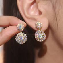 1 paire de boucles d'oreilles à clous en cristal CZ effet AB, pour un look glamour, idéales pour le mariage, les fêtes et les cérémonies de remise des diplômes