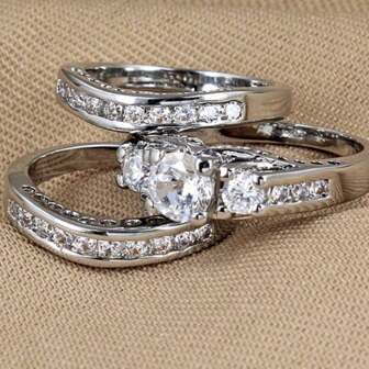 Set de 3 anillos apilados elegantes con halo brillante + sofisticada banda de eternidad, perfectos para joyas de compromiso/boda