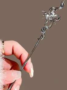 新款蛇形猫眼蝴蝶发夹，现代简约风格，高端大气上档次。后脑勺发夹，适合女士发饰、发饰、发髻、发髻制作器、发髻发片、发夹、学校用品等。 - 銀色 - 查看 4