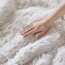 Shaggy Faux Fur 2/3 Pieces Bedding Comforter Set,Modern Casual Ultra-Soft Fluffy With Matching Sham,All-Season Home Textile For Contemporary Bedrooms,2-Piece Set For Twin/Twin XL Size,3-Piece Set For Full-Queen-King-Cal King Size,UGG & Labubu Touch,Halloween Christmas Thanks Giving Gifts - 粉紅色/白色 - 查看 7