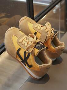 1 par de zapatos casuales y de moda, ligeros, con cierre de , convenientes para deportes al aire libre para niños