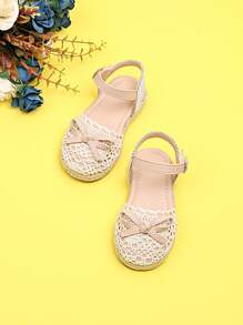 1 Đôi Sandal đế bằng đan hở mũi dễ thương thoải mái cho bé gái - Màu be - Xem 4