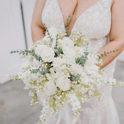 25 枝人造玫瑰和 2 片叶子，仿制和真实触感玫瑰装饰，家居、卧室、婚礼、办公室、咖啡厅装饰，情人节、生日、母亲节礼物（无包装盒）