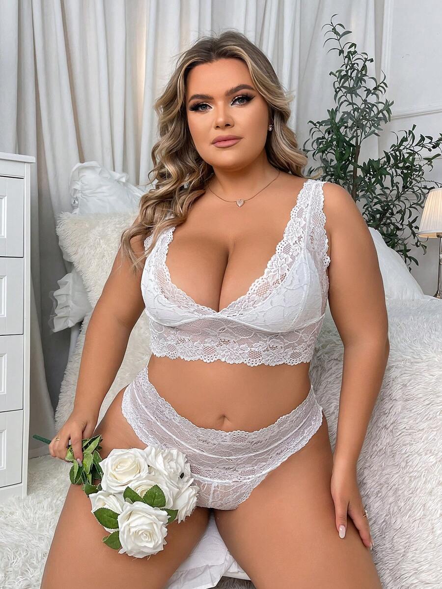 Plus Size 2pcs Set Deep V Lace Women Lingerie Set Hollow Transparent Sexy Underwear