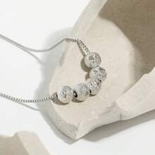 1 件简约不锈钢哑光串珠项链，适合女性日常佩戴