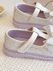 1 paire de chaussures plates beiges pour bébé, chaussures confortables en crochet et boucle pour filles, chaussures de style fée de mode pour enfants, été