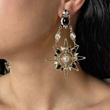 1 Pair Luxury Vintage Asymmetric Crystal Star & Moon Pendant Earrings, Suitable For Women To Wear On Holidays, Parties, Banquets
