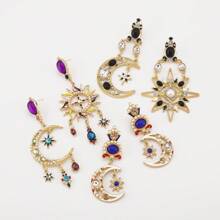 1 Pair Luxury Vintage Asymmetric Crystal Star & Moon Pendant Earrings, Suitable For Women To Wear On Holidays, Parties, Banquets