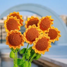 5PCS Handmade Crochet Sunflower, Eternal Artificial Woven Sunflower Flowers, Knitted Simutation SunFlowers, Preserved Flower, Best Gift For Birthdays, Weddings, Graduations, Father's Day & ,Teacher's Day. Suitable For Home Decor In Restaurant, Living Room, Bedroom,Holiday Gift & Party Decoration.