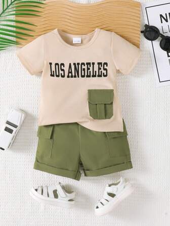 2 件休闲套装：字母印花短袖 T 恤和纯色工装短裤