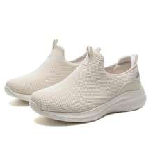 Skechers 女士轻便舒适休闲跑步鞋，日常运动鞋 117572-OFWT - 乳白色 - 查看 3