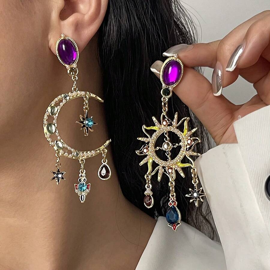 1 Pair Luxury Vintage Asymmetric Crystal Star & Moon Pendant Earrings, Suitable For Women To Wear On Holidays, Parties, Banquets