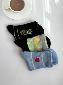 3 Pairs Women's Multi-Color Pineapple, Leaf, Apple Print Personalized Fashion Soft Comfortable Mid-Calf Socks, Suitable For Daily Wear