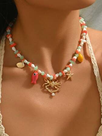 1 st. dopaminhalsband med hänge i natursten, snäckskal, sjöhäst och liten fisk för kvinnor, lämpligt för alla årstider. Finns i olika versioner, såsom guldsjöstjärna, guldsnäckskal, snäckskal med glassten, konstpärla etc. Varje material är naturligt format. Kvantitet och storlek kan skilja sig något från den officiella bilden, vilket är normalt eftersom det är en gör-det-själv-anpassad längd.