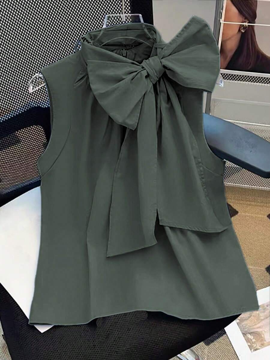 Elegant Sleeveless Tie Neck Design Versatile Summer Top