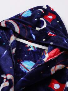 Boy's Flannel Thick Bathrobe, Long Sleeve Hooded Astronaut Printed Soft & Comfortable Sleepwear, Suitable For After Bath, Autumn/Winter