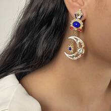 1 Pair Luxury Vintage Asymmetric Crystal Star & Moon Pendant Earrings, Suitable For Women To Wear On Holidays, Parties, Banquets