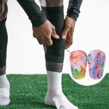 1 par de espinilleras de fútbol de tamaño mini, gruesas y duraderas, protectores de piernas de fútbol mini, aptos para todas las temporadas - Adulto - Multicolor - Ver 8