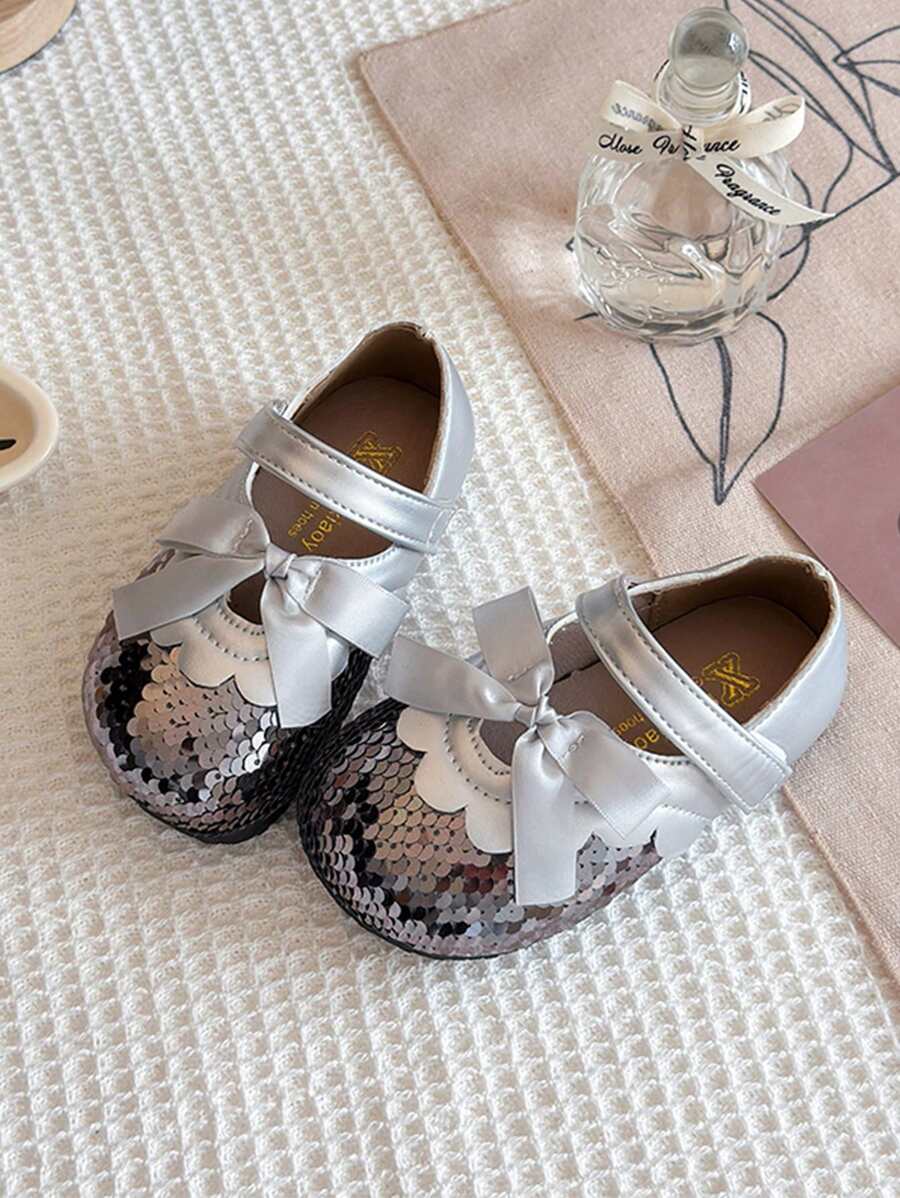 New Kids Flat Shoes, Children's New Version Dance Shoes, New Version Yoga Shoes, Shiny Surface Cute Bow Hook-And-Loop Flat Shoes, Ballet Shoes