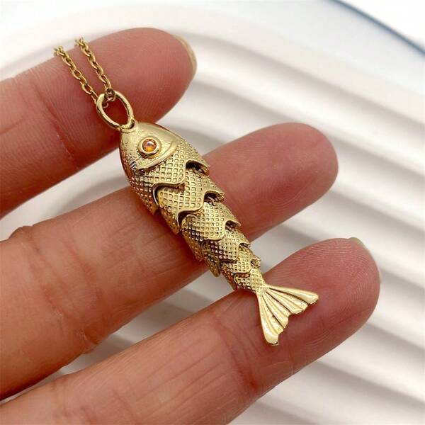 BMOR Collana pendente di pesce articolato minimalista, collana da amante del mare per donna, accessorio quotidiano in acciaio inossidabile di qualità di lusso, regalo gioielleria