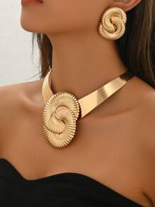 Set de 3 piezas de gargantilla / Choker metálico en forma de V con 8 diseños elegantes, juego de joyas para uso diario y fiestas, tono dorado