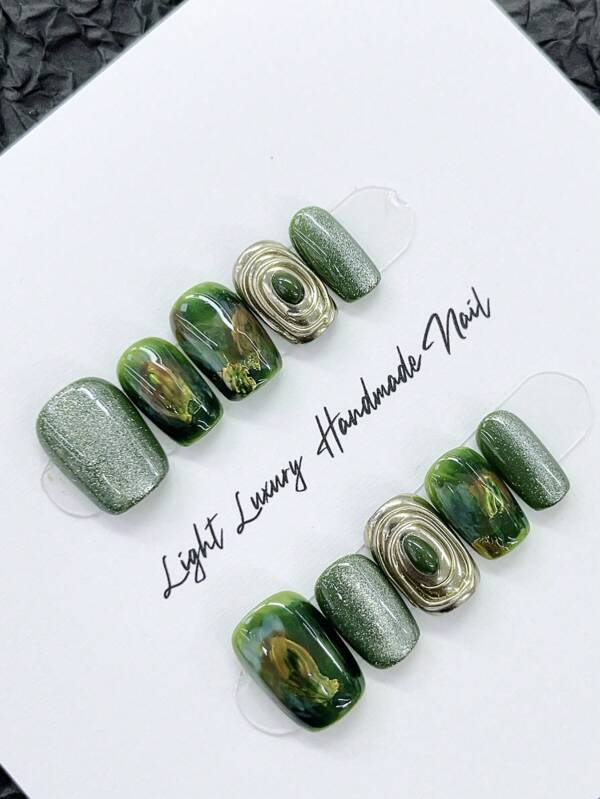 10 Pcs Short Ballet Press On Nails Set - Glossy Purple Tone With Flower And Aura Patterns, Handmade Luxury Fashion False Nail Kit,Short Square Nails, Four-Season Nail Art, Fake Nails, Diy Nail Art Design With A Green Wizard Of Oz Cat Eye Pattern, Reusable And Detachable Nails, Nail Powder, Nail Glitter Suitable For Girls And Ladies To Use At Weddings, Stage, Ball, Party, Holiday Scenes. Nail Supplies Nails